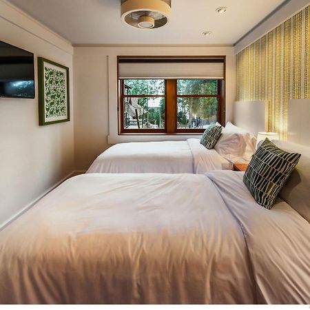 Cedar Crest Cottages 홈우드 객실 사진