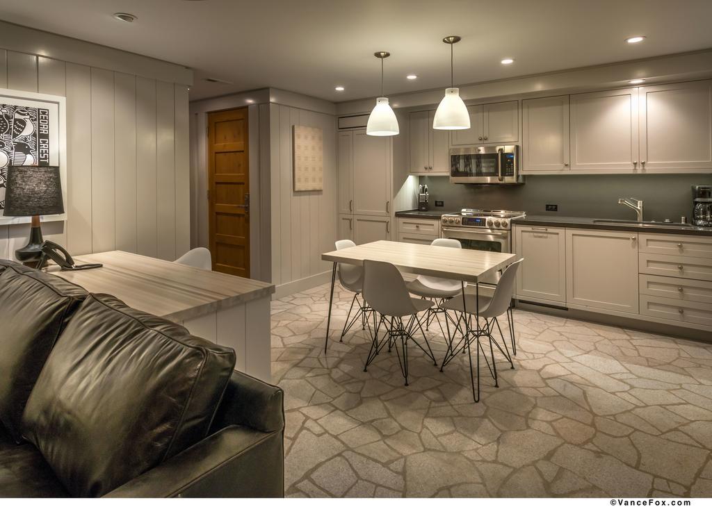Cedar Crest Cottages 홈우드 객실 사진