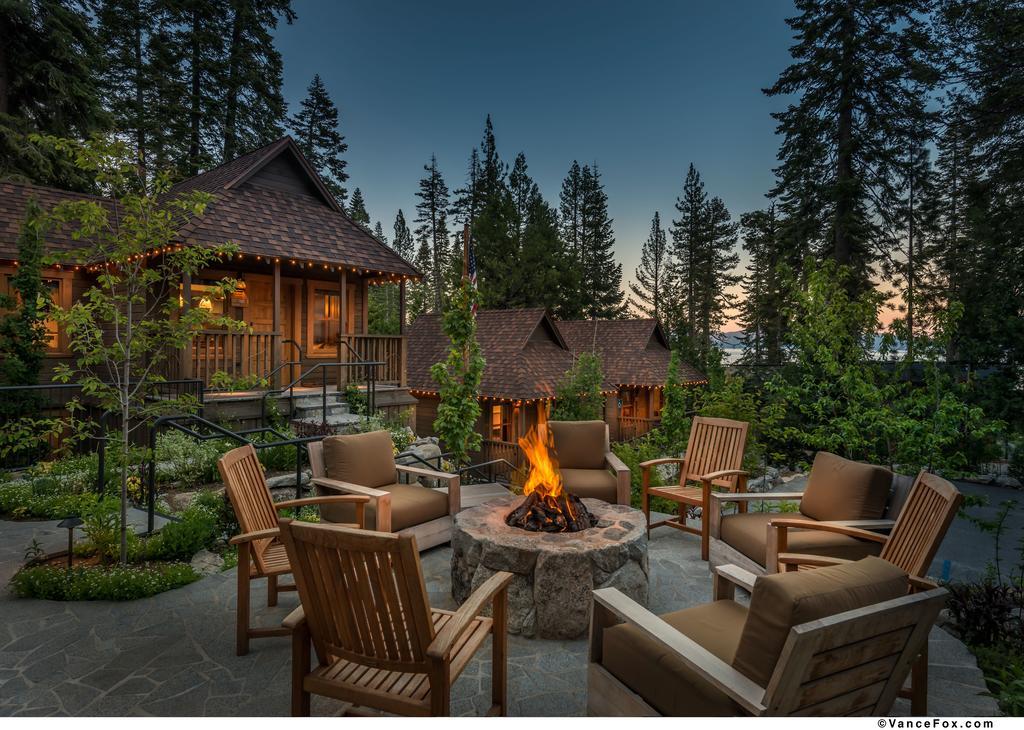 Cedar Crest Cottages 홈우드 외부 사진