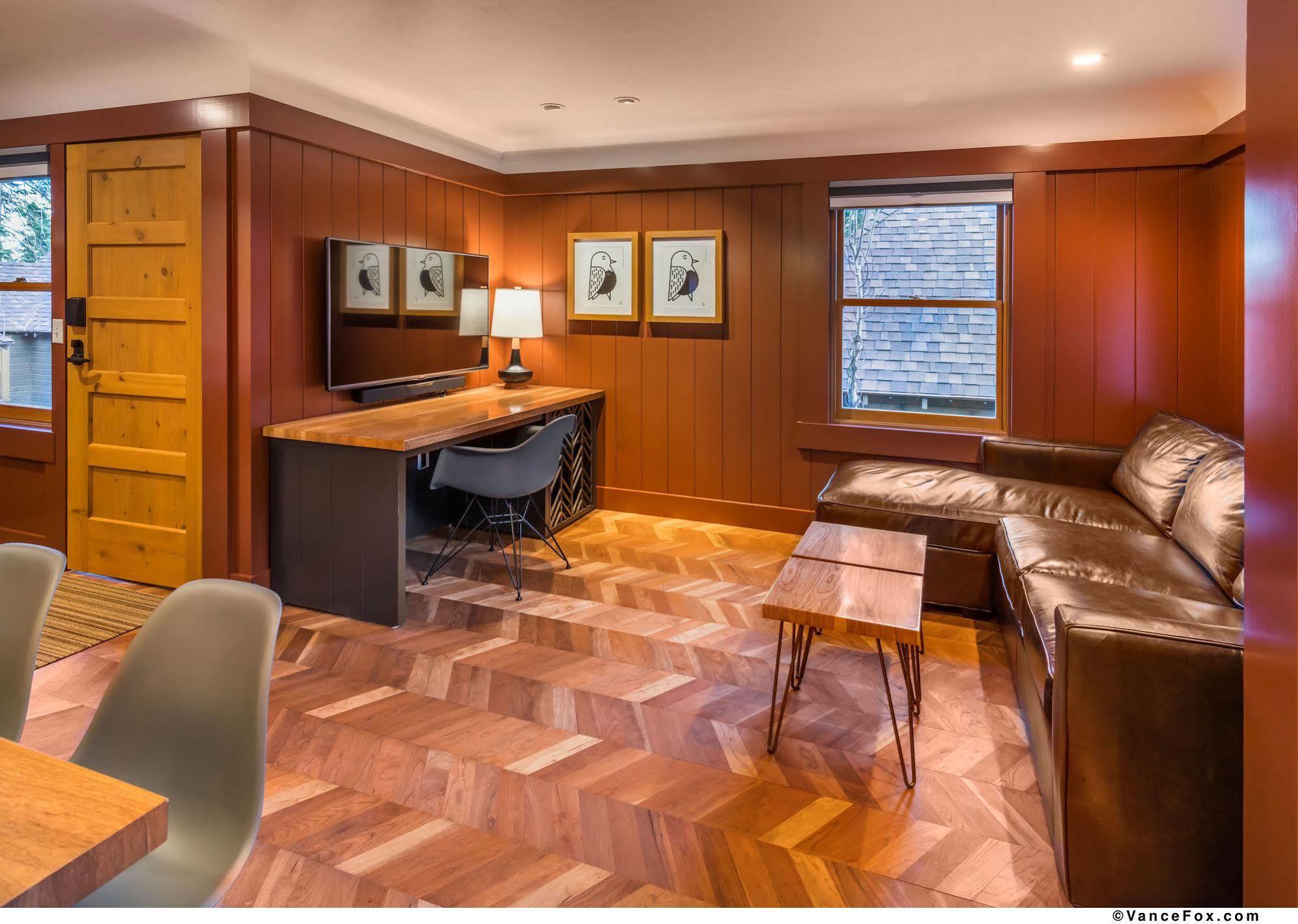 Cedar Crest Cottages 홈우드 외부 사진
