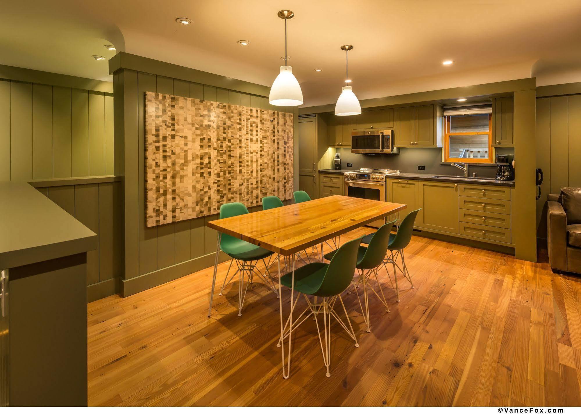 Cedar Crest Cottages 홈우드 외부 사진