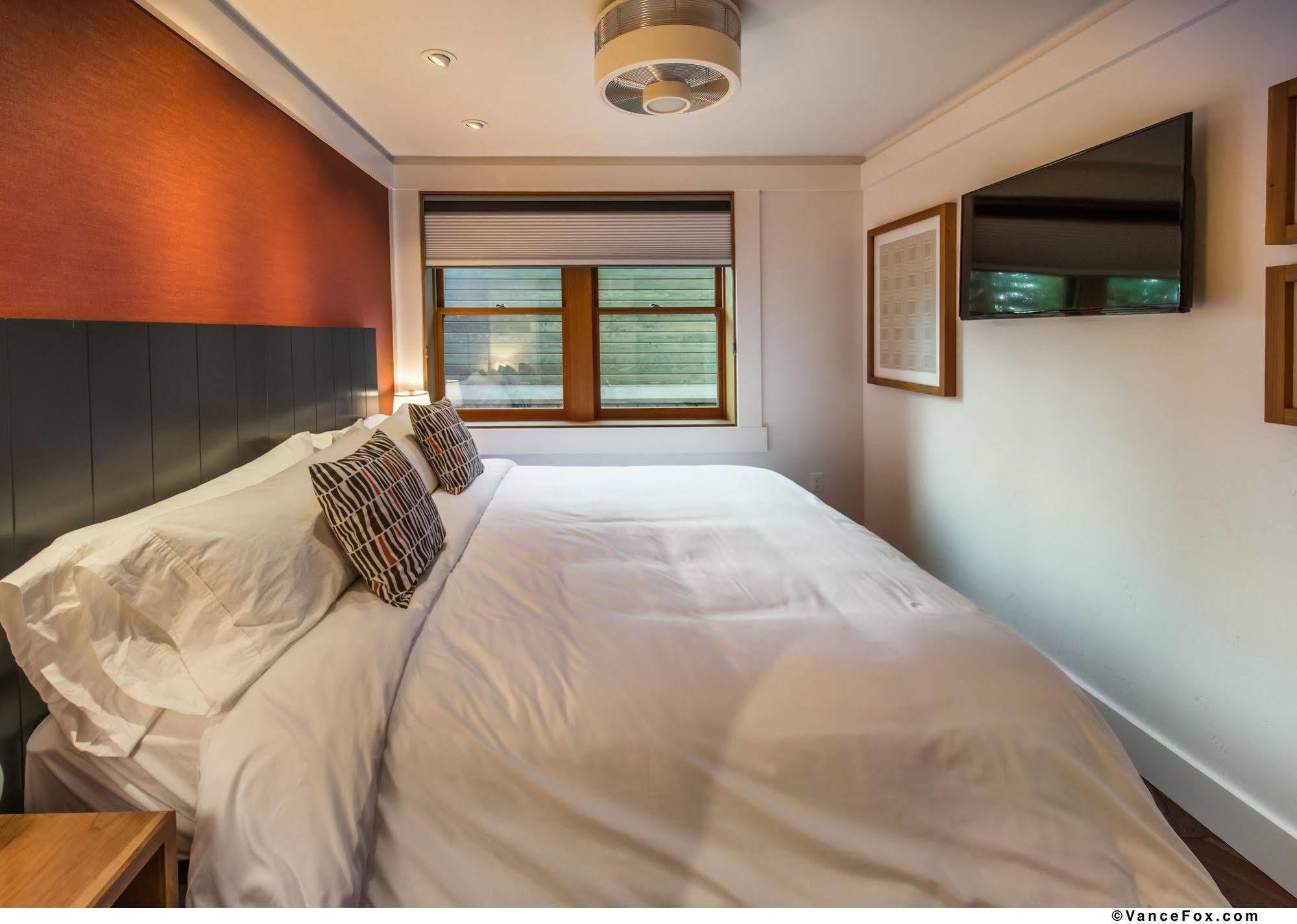 Cedar Crest Cottages 홈우드 외부 사진